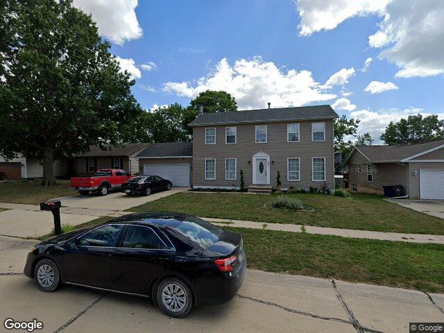 6809 terrazzo dr nw, cedar rapids,  IA 52405