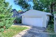 808 e 33rd st, kansas city,  MO 64109