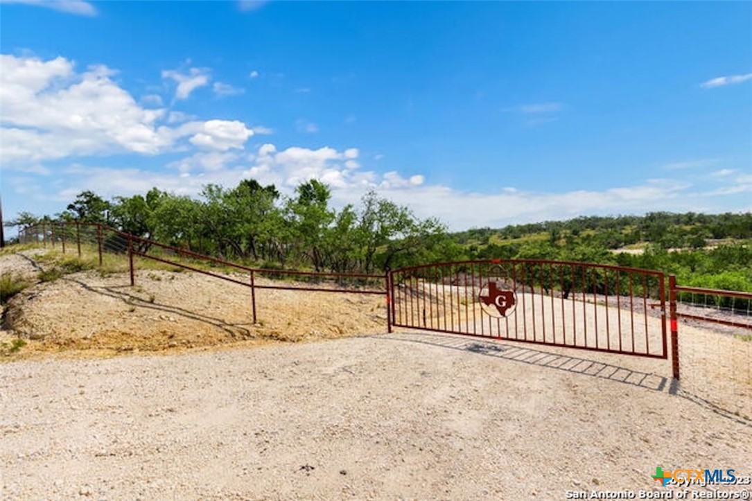 472 stallion estates dr, spring branch,  TX 78070