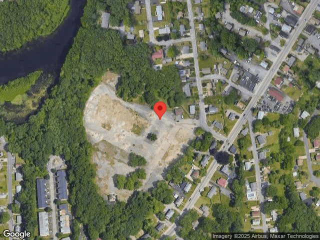5 w valley cir, west warwick,  RI 02893