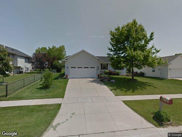695 meadow ridge blvd, marion,  IA 52302