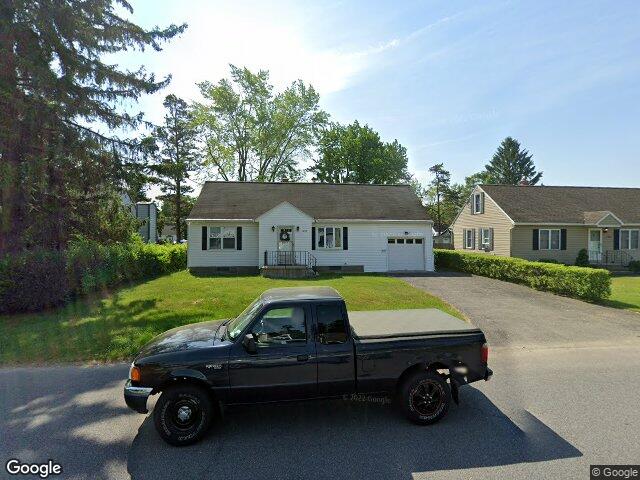 1009 day rd, schenectady,  NY 12303