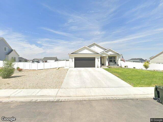 4349 half mile rd, enoch,  UT 84721