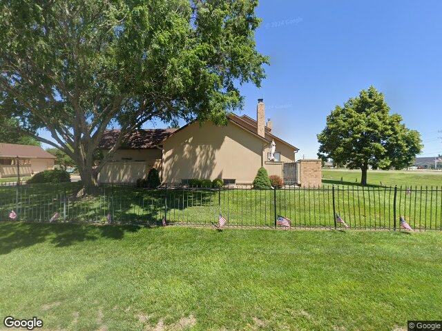 1007 burr oak ln, salina,  KS 67401