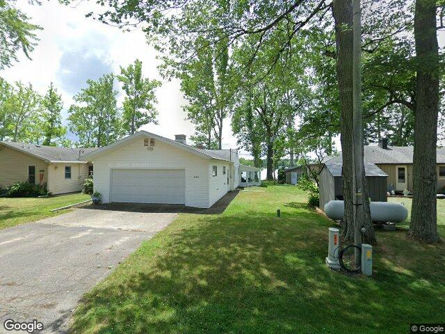 46245 leedy point rd, bloomingdale,  MI 49026
