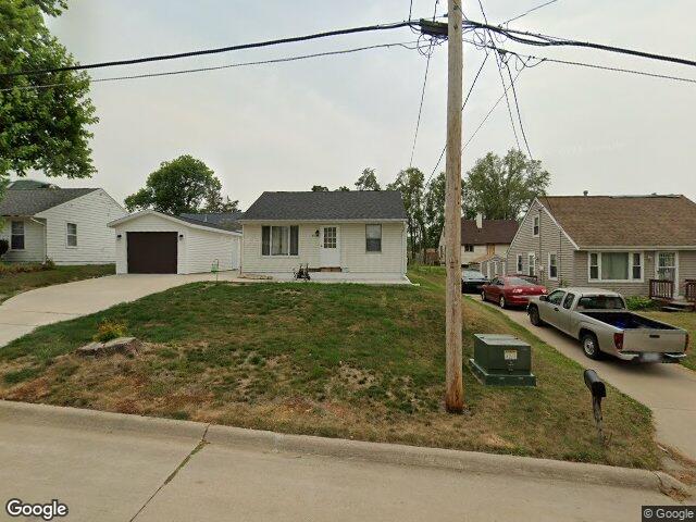 357 22nd ave sw, cedar rapids,  IA 52404