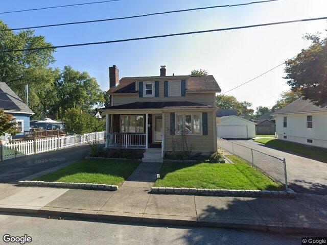 22 lenox ave, west warwick,  RI 02893