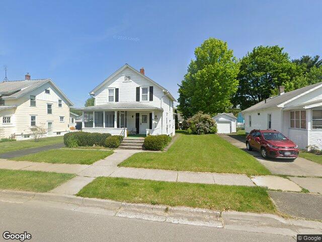 319 birdsall st, endicott,  NY 13760