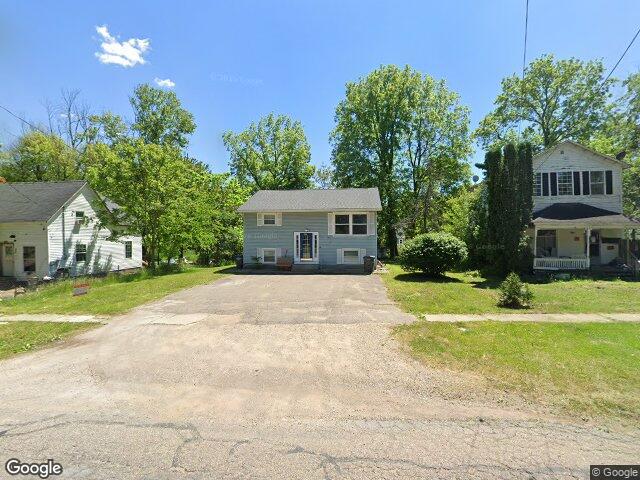 630 e st joseph street, paw paw,  MI 49079
