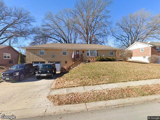 8606 ne boone st, kansas city,  MO 64155