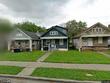 2808 monroe ave, kansas city,  MO 64128