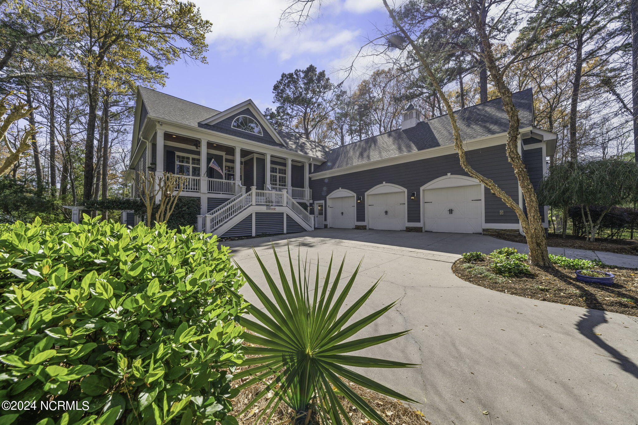 3235 beaver creek dr se, southport,  NC 28461