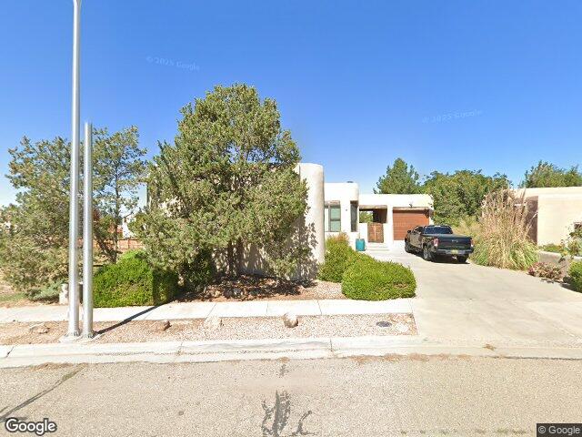 3013 sandia cir, santa fe,  NM 87507