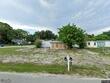 1689 ne seneca ave, stuart,  FL 34994