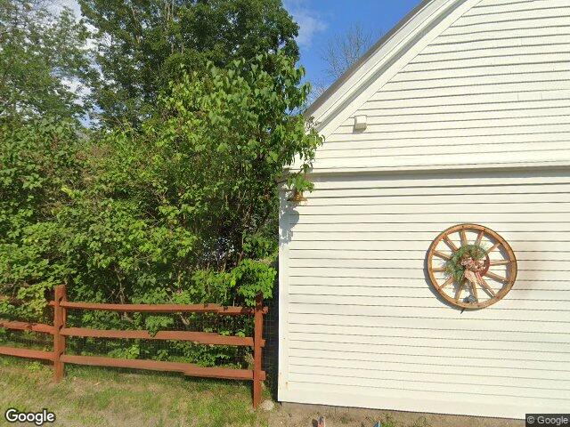 106 water st, rumney,  NH 03266