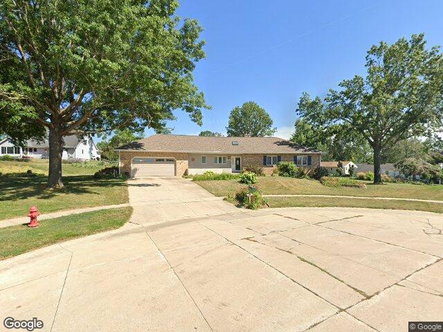 1688 17th ave, marion,  IA 52302