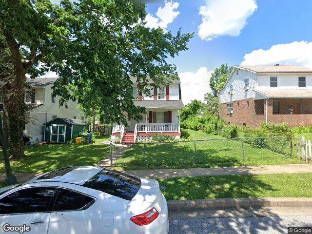 2912 dupont ave, baltimore,  MD 21215