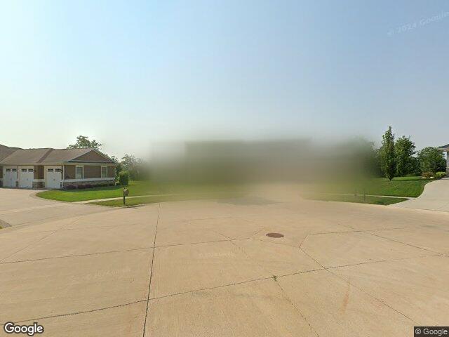 3003 cedar river ct ne, cedar rapids,  IA 52411