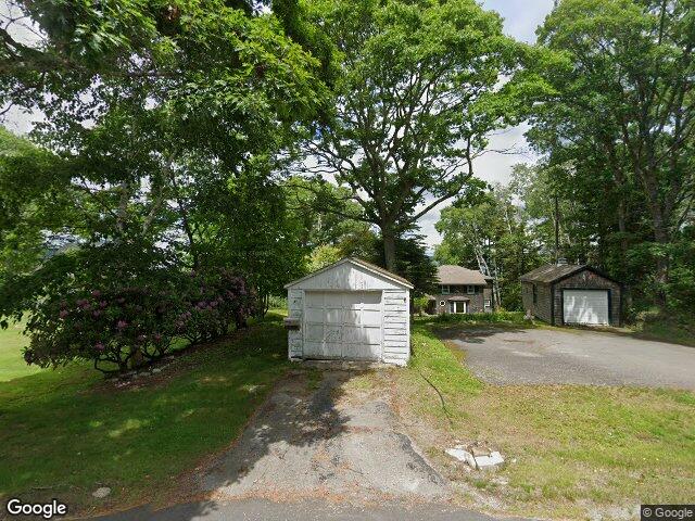 61 van horn road, boothbay,  ME 04544