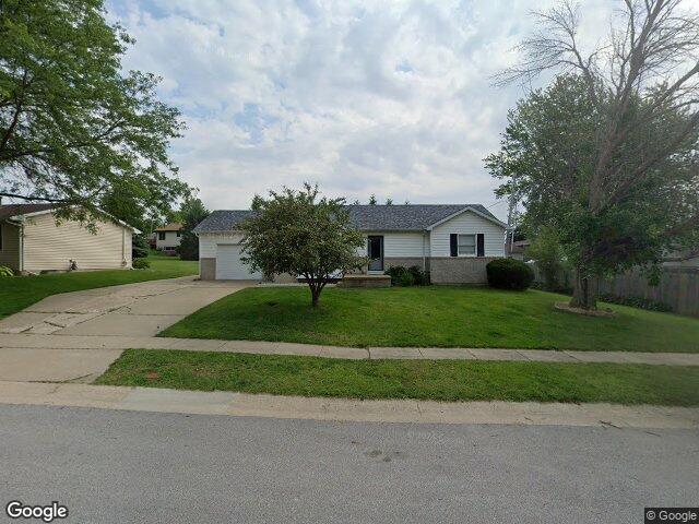 1510 north dr, ely,  IA 52227