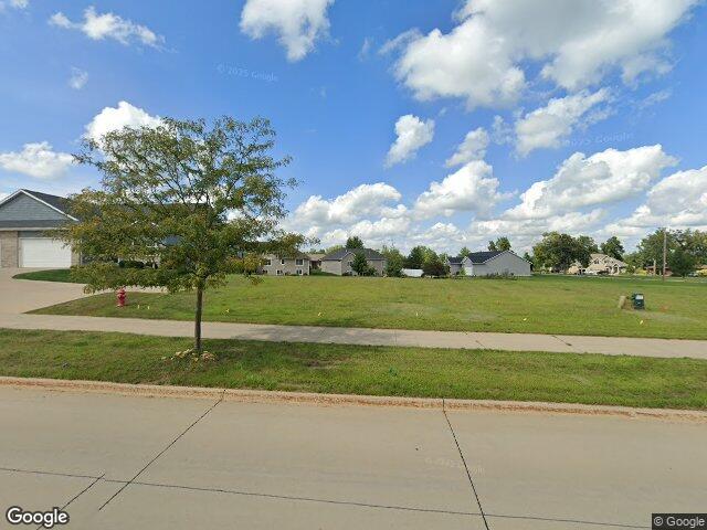 1596 connection avenue, marion,  IA 52302
