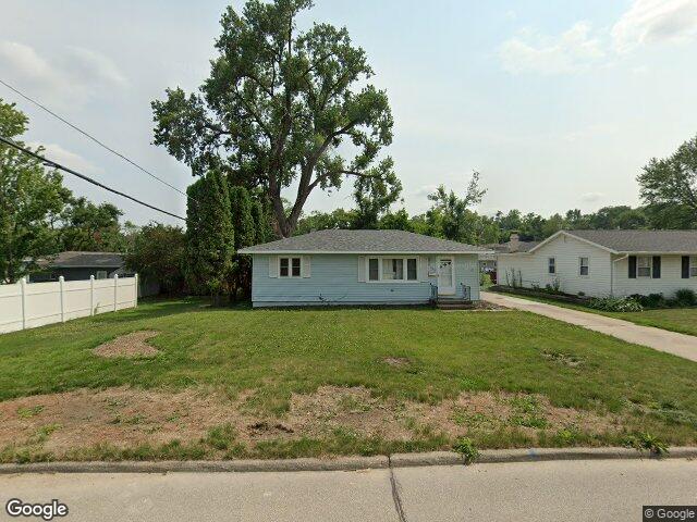 2043 brookland dr ne, cedar rapids,  IA 52402