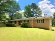 302 lake forest rd, greenwood,  SC 29649