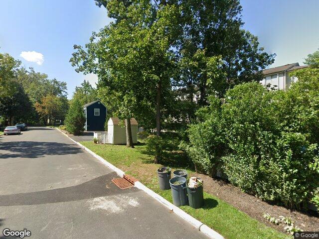 12 carlyle ct, teaneck,  NJ 07666