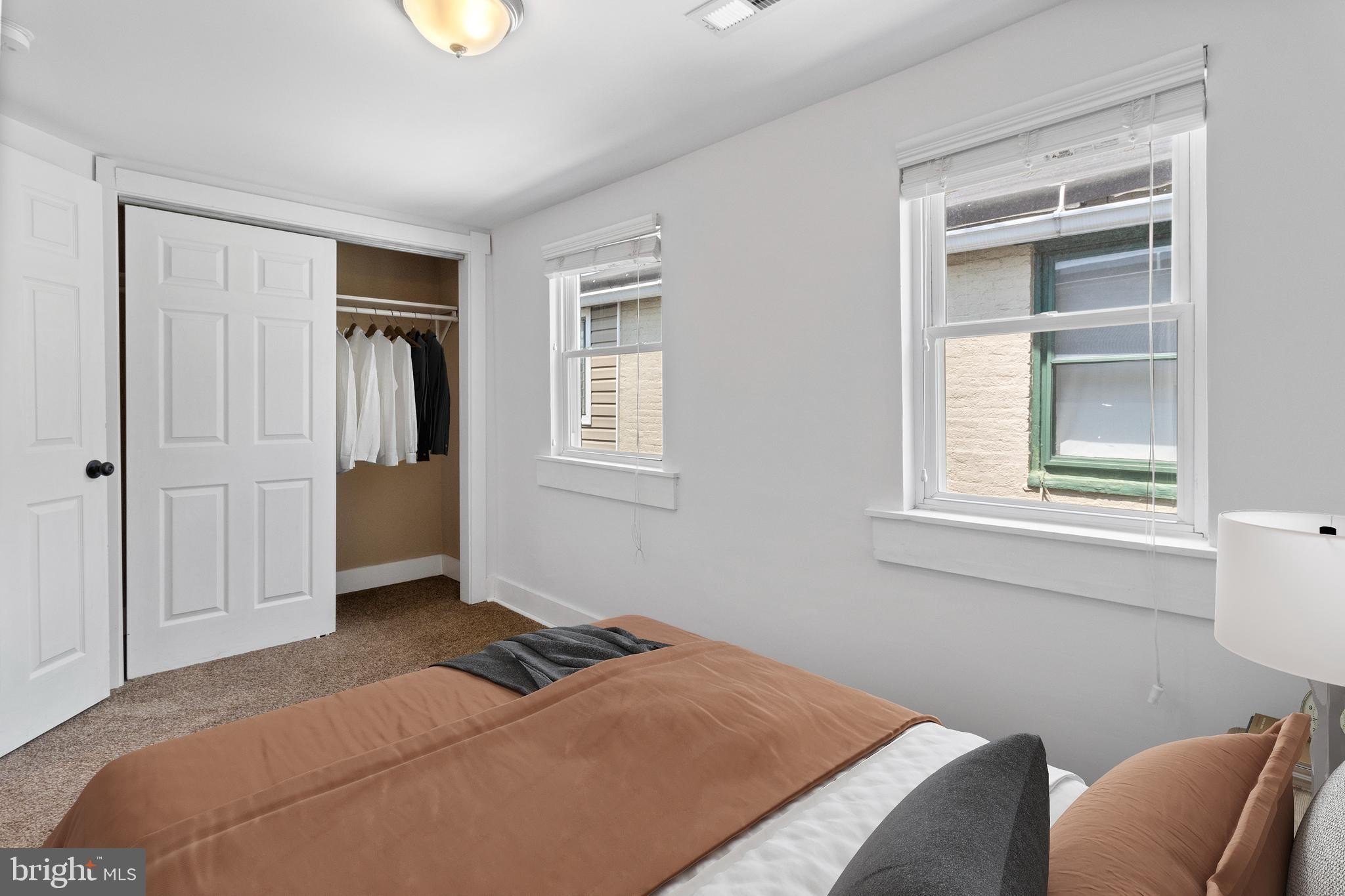 218 s ann st, baltimore,  MD 21231