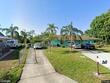 1082 se saint lawrence way, stuart,  FL 34997