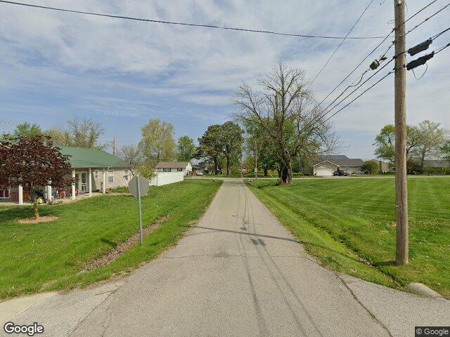 n pratt st, centralia,  MO 65240