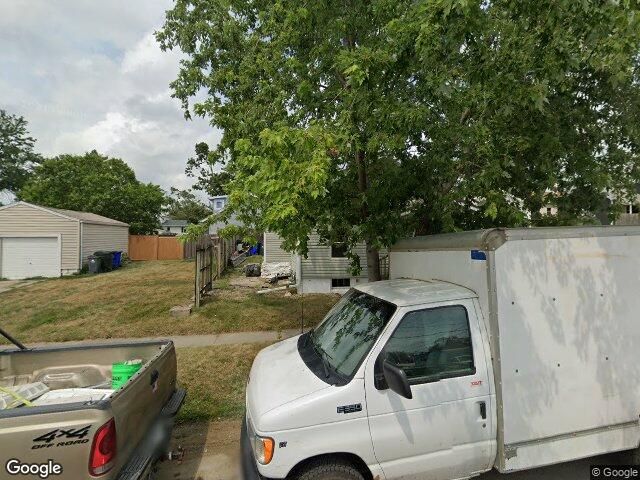 1210 lincoln ave ne, cedar rapids,  IA 52402