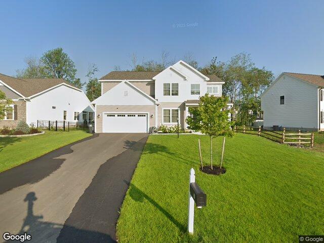 7 espen pl, schenectady,  NY 12309