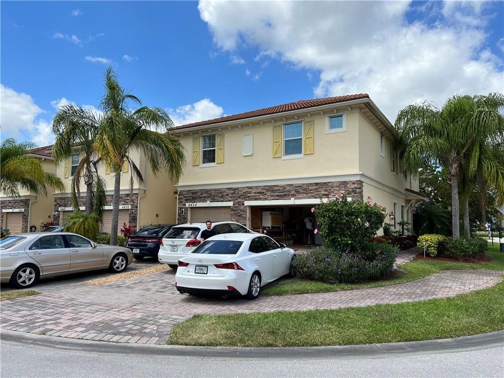 9428 sw merlin ct, stuart,  FL 34997