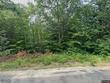 83 yagger rd, norway,  ME 04268