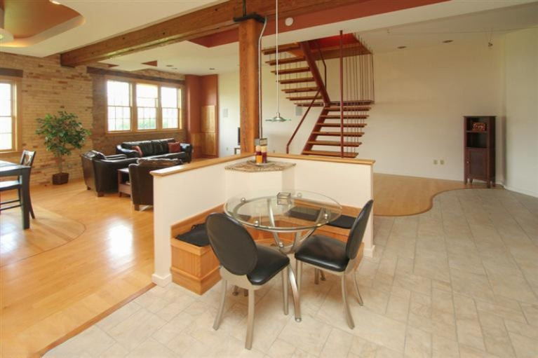 125 elkenburg st
                                ,Unit 3, south haven,  MI 49090