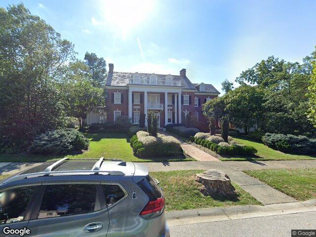 4102 greenway, baltimore,  MD 21218