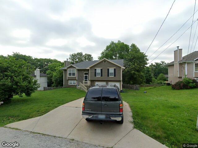 5409 n poe st, kansas city,  MO 64119