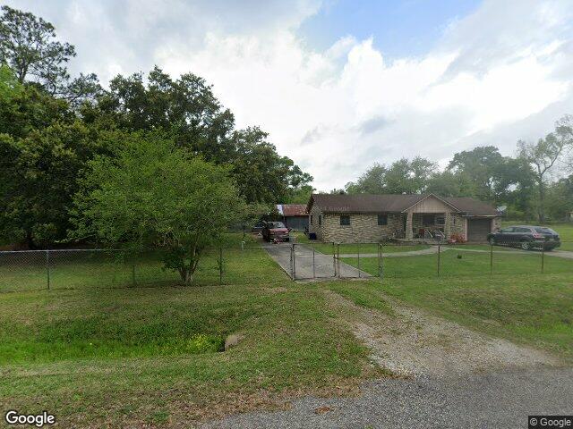 650 center st, orange,  TX 77630