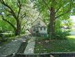 6131 tracy ave, kansas city,  MO 64110