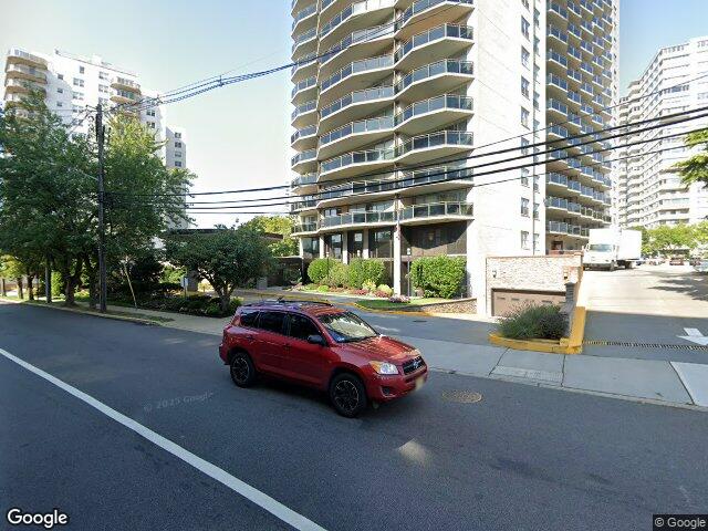 2077 center avenue apt 5e
                                ,Unit Apt 5E, fort lee,  NJ 07024