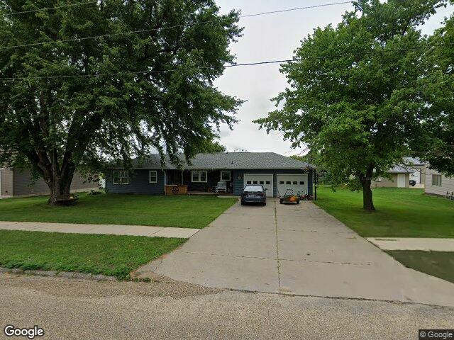 119 green st, center point,  IA 52213