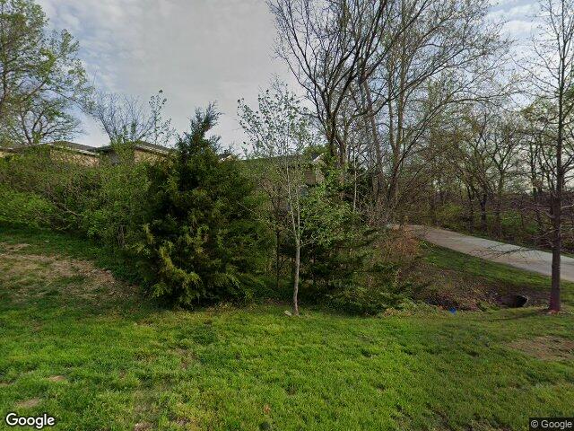 3423 saint charles rd # f
                                ,Unit # F, columbia,  MO 65201