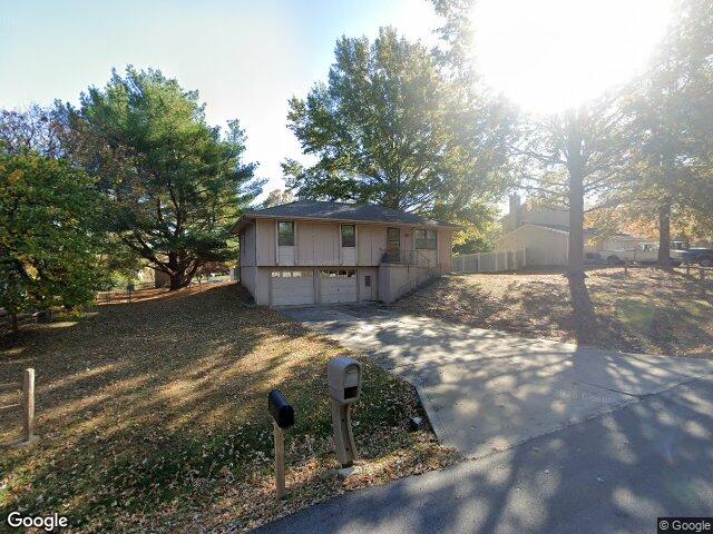 10719 n mcgee st, kansas city,  MO 64155