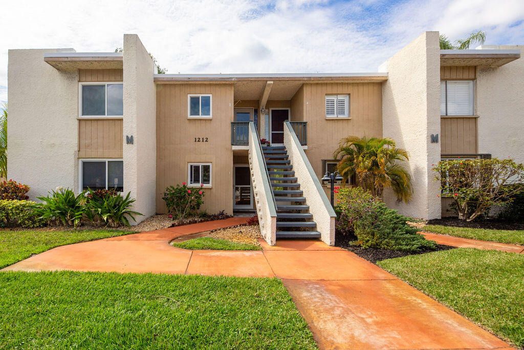 1212 ne 14th ct
                                ,Unit M-3, jensen beach,  FL 34957