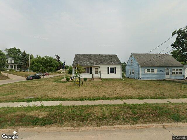 2901 j st sw, cedar rapids,  IA 52404