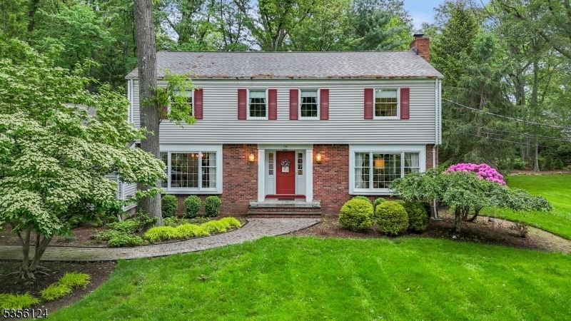 336 lakeview dr, wyckoff,  NJ 07481
