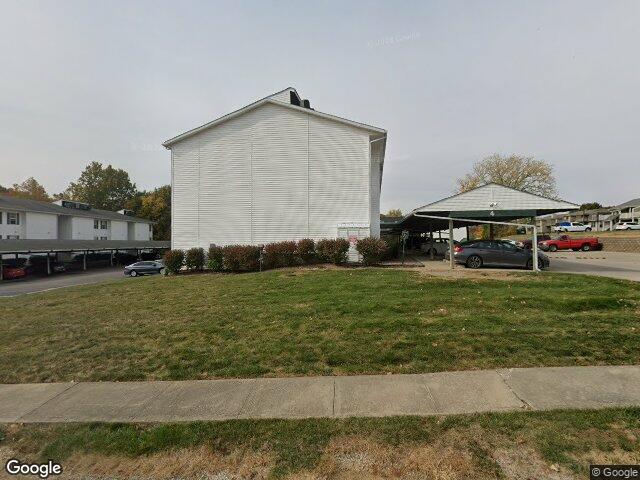 6826 n olive st, kansas city,  MO 64118