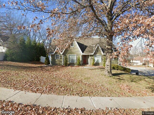6744 n park ave, kansas city,  MO 64118