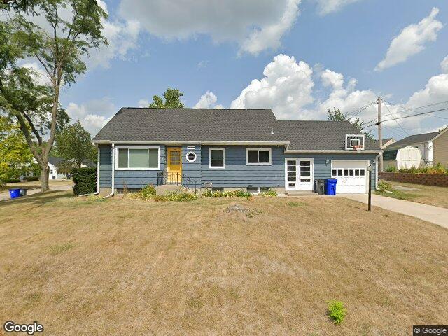 2400 12th ave se, cedar rapids,  IA 52403